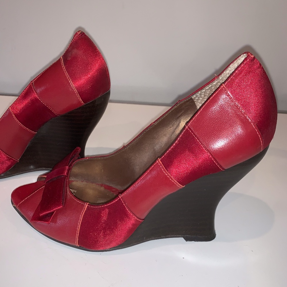 Women's  BCBG Red Satin/Leather 3" Wedge
